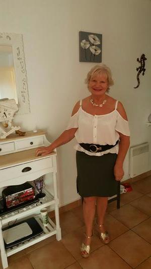 Rencontres Sexe Grand Mère à Salon de Provence Linares 65 ans à