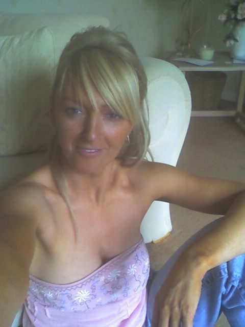 Personals in dundee Dundee Dating, Dundee Singles, Dundee Personals