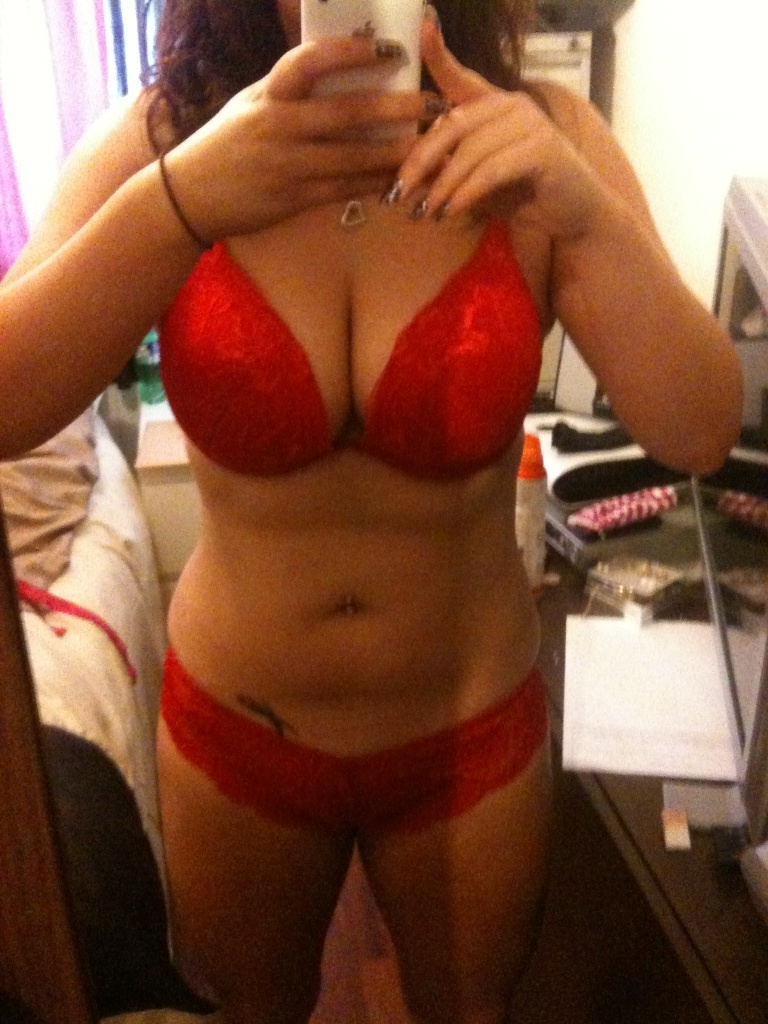 Charlotte 10 Lonely Wife In Leeds 23 Bored Looking For