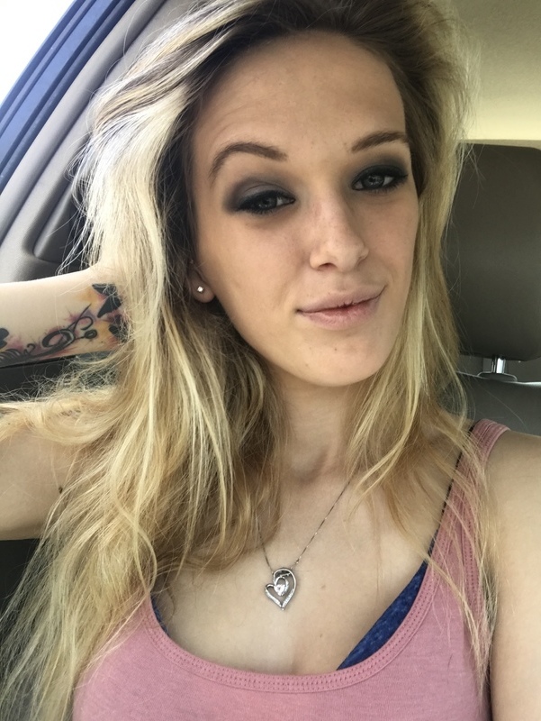Sex with Sluts in Louisville. ShesThatOne, 22 in 